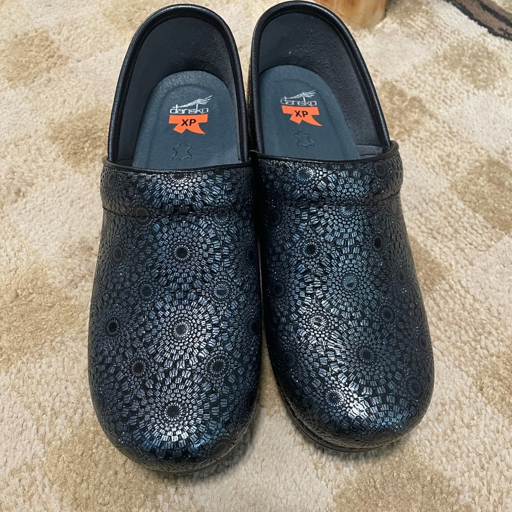 Dansko XPs, size 42